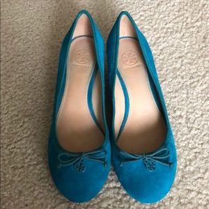 Tory Burch Chelsea Wedges